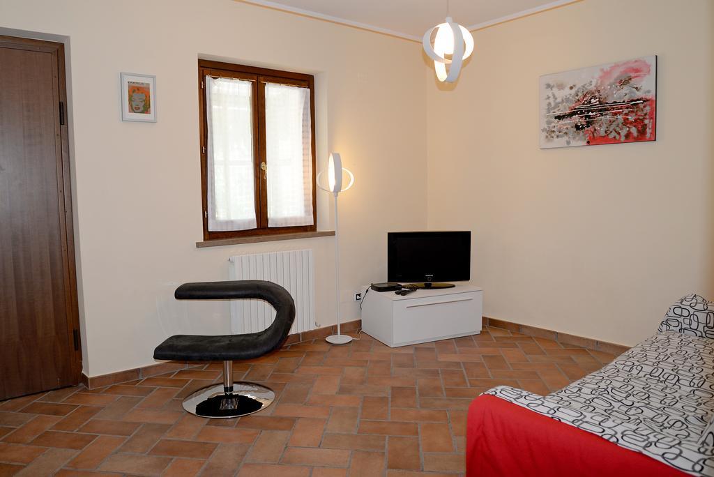 Casa Vittoria Apartment Piano Delle Pieve Phòng bức ảnh